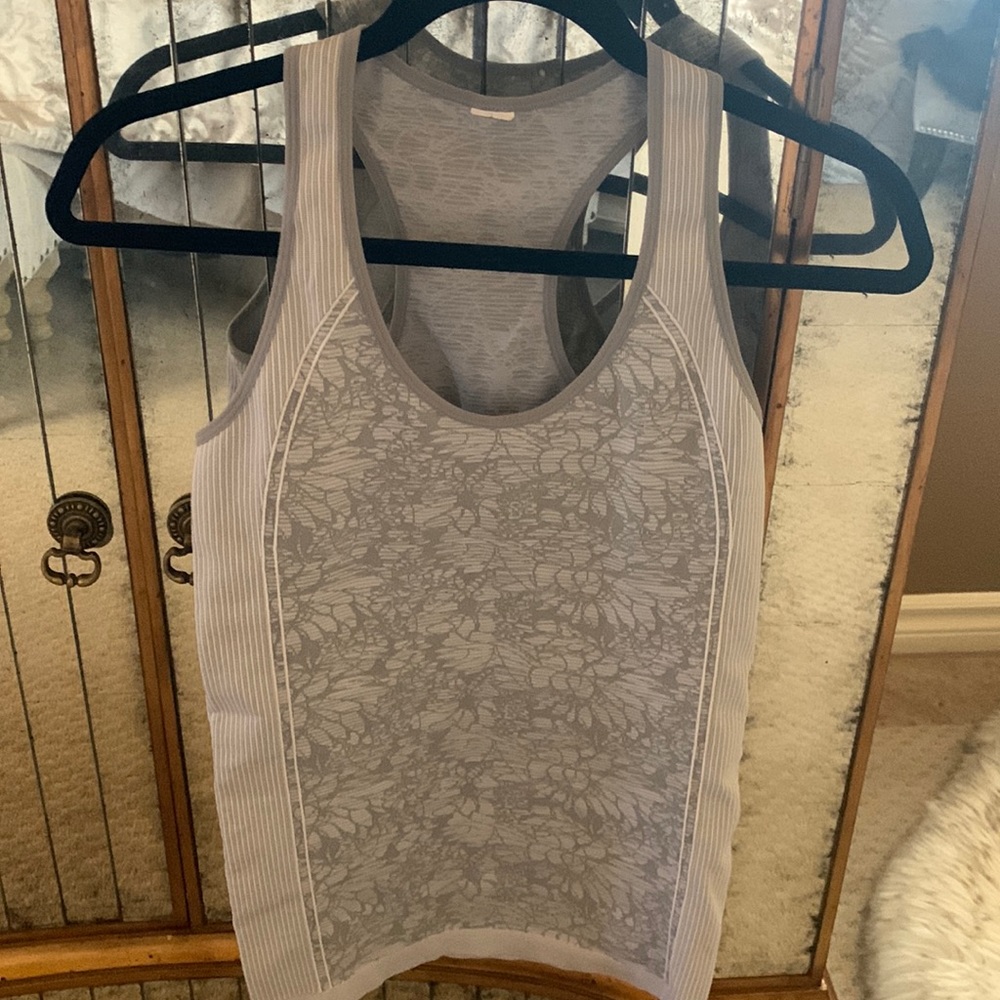 Fabletics Workout Top. Excellent Condition. Size … - image 2